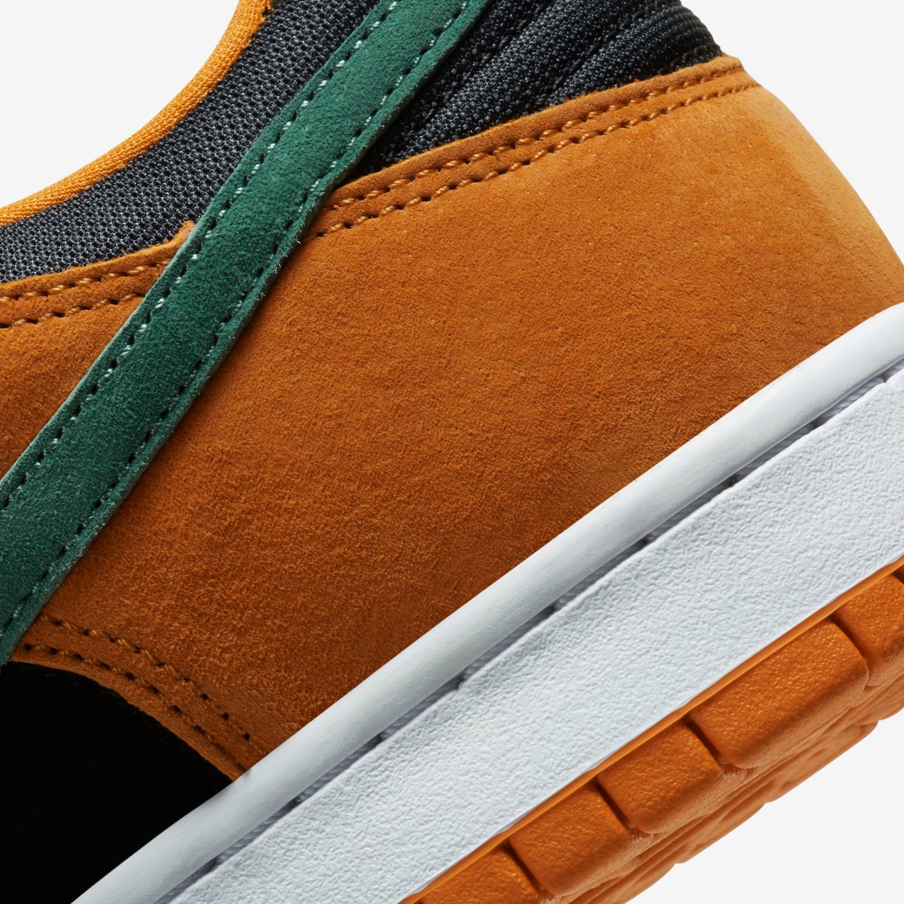 Dunk Low Ceramic - Nike