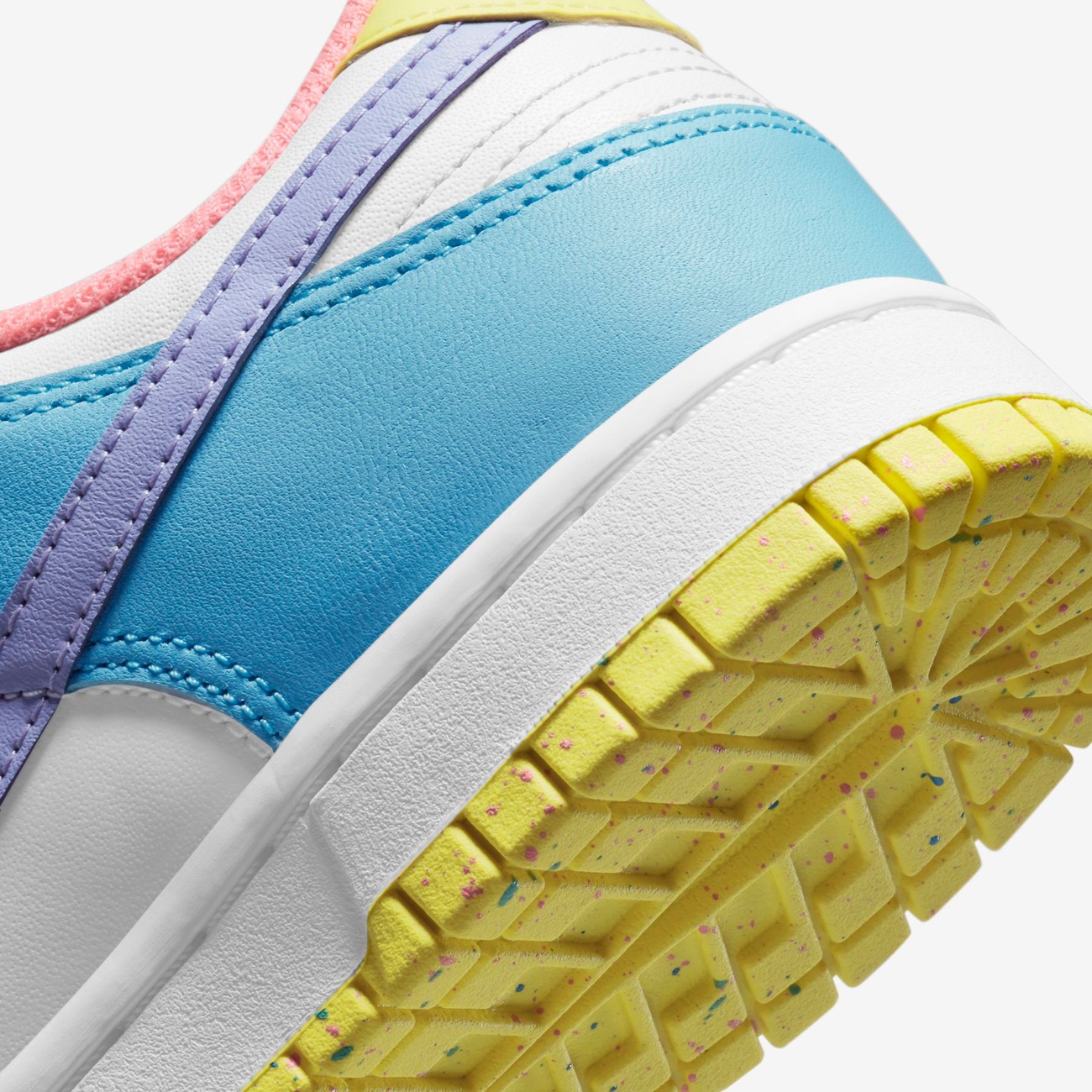 WOMEN´S DUNK LOW SE 