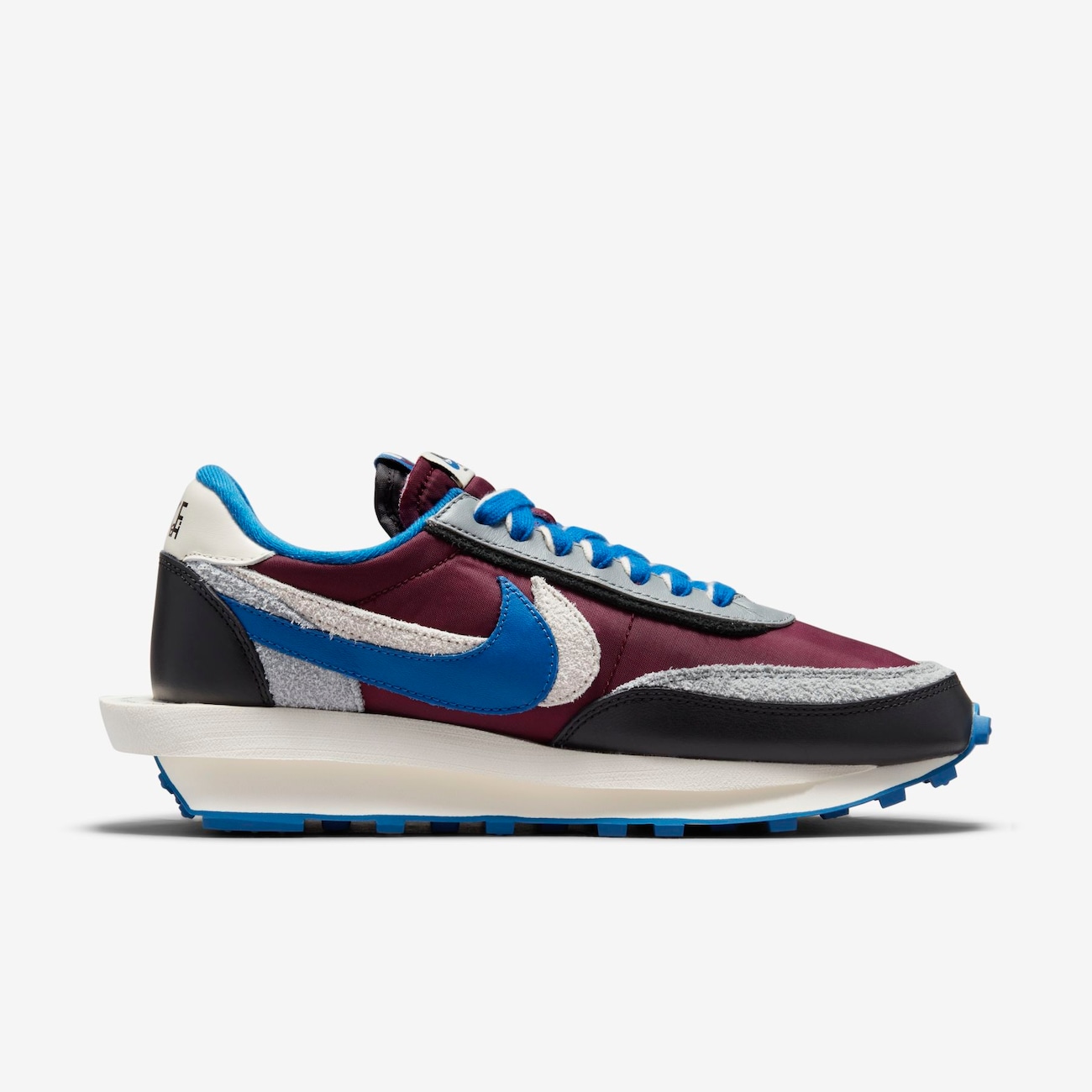 Where to buy store nike waffle sacai