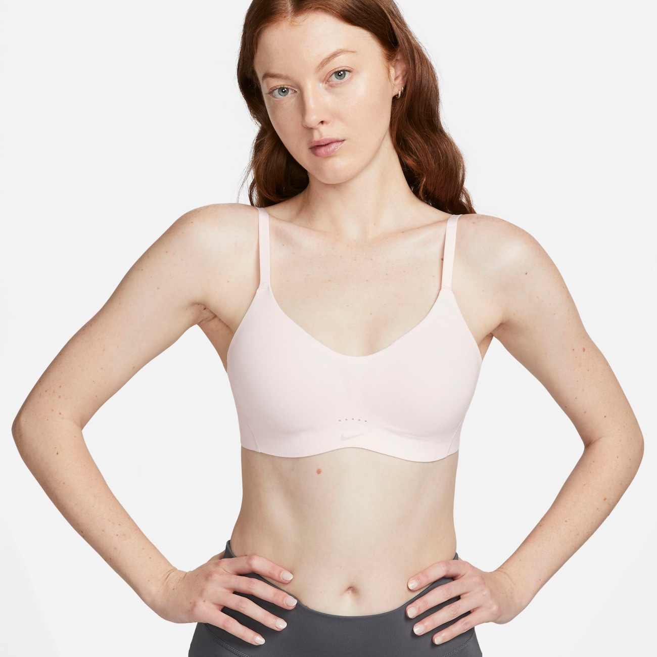 Top Nike Alate Minimalist Feminino