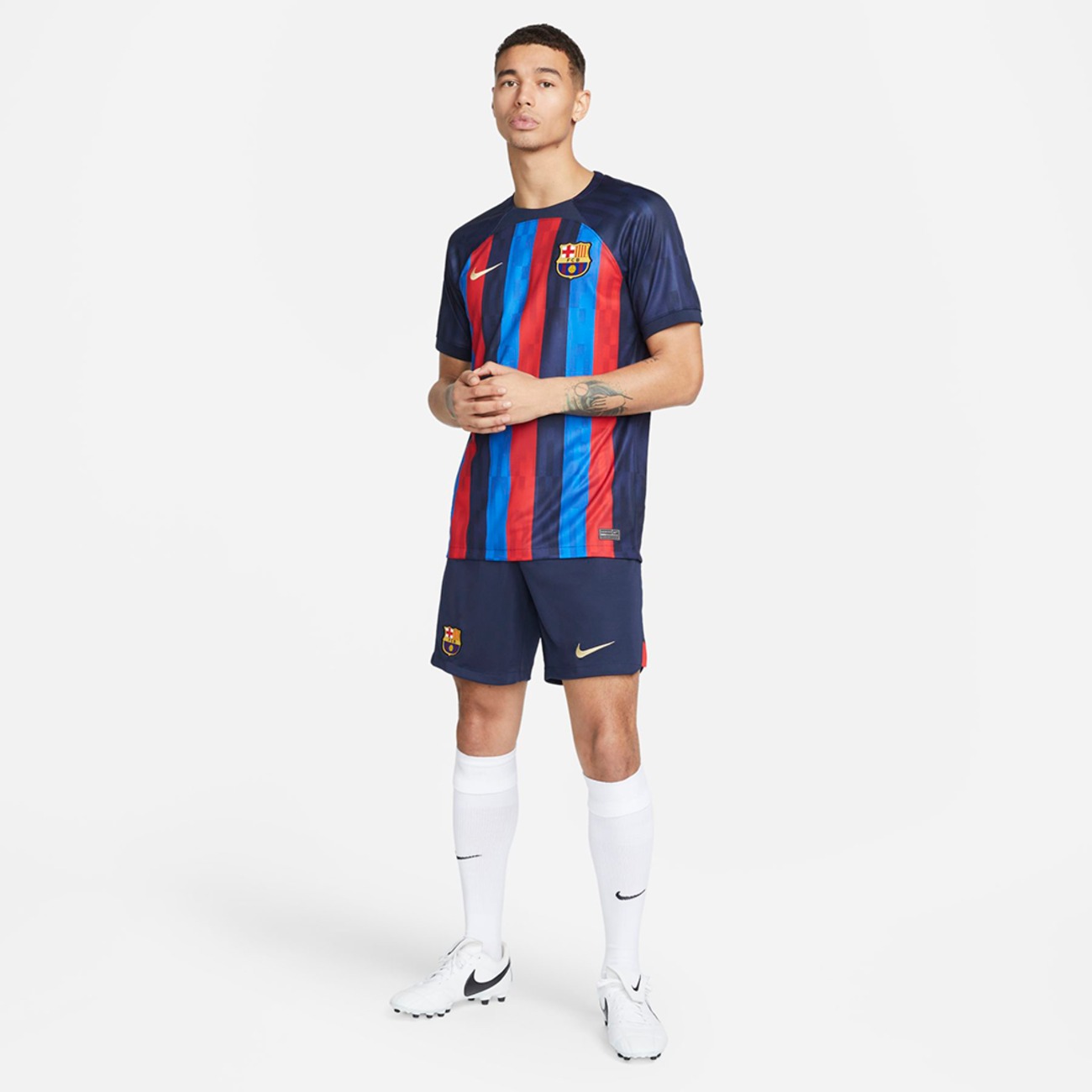Camisa Nike Barcelona I 2022/23 Torcedor Masculina - Foto 9