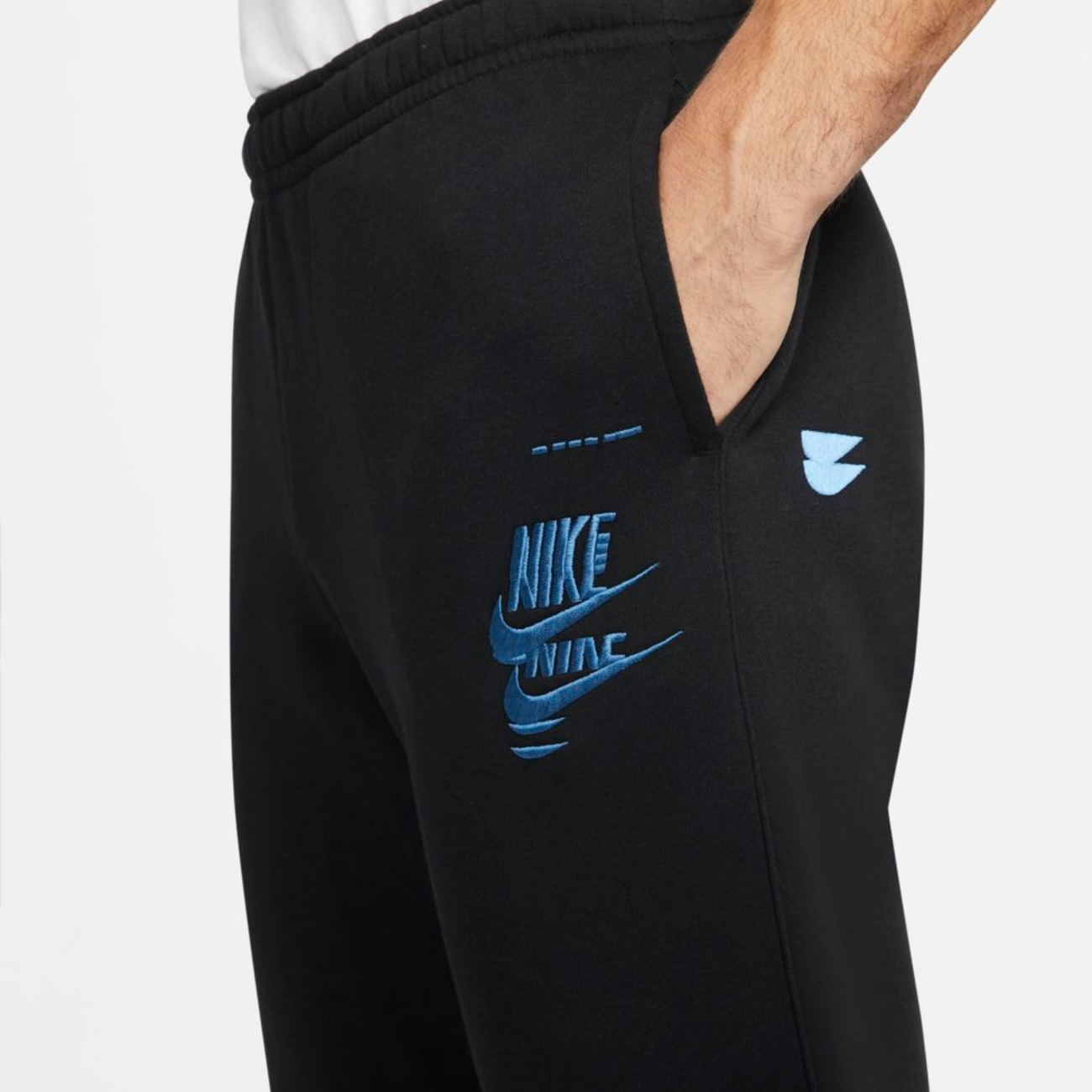 Calça Nike Sportswear Sport Essentials+ Masculina - Foto 3