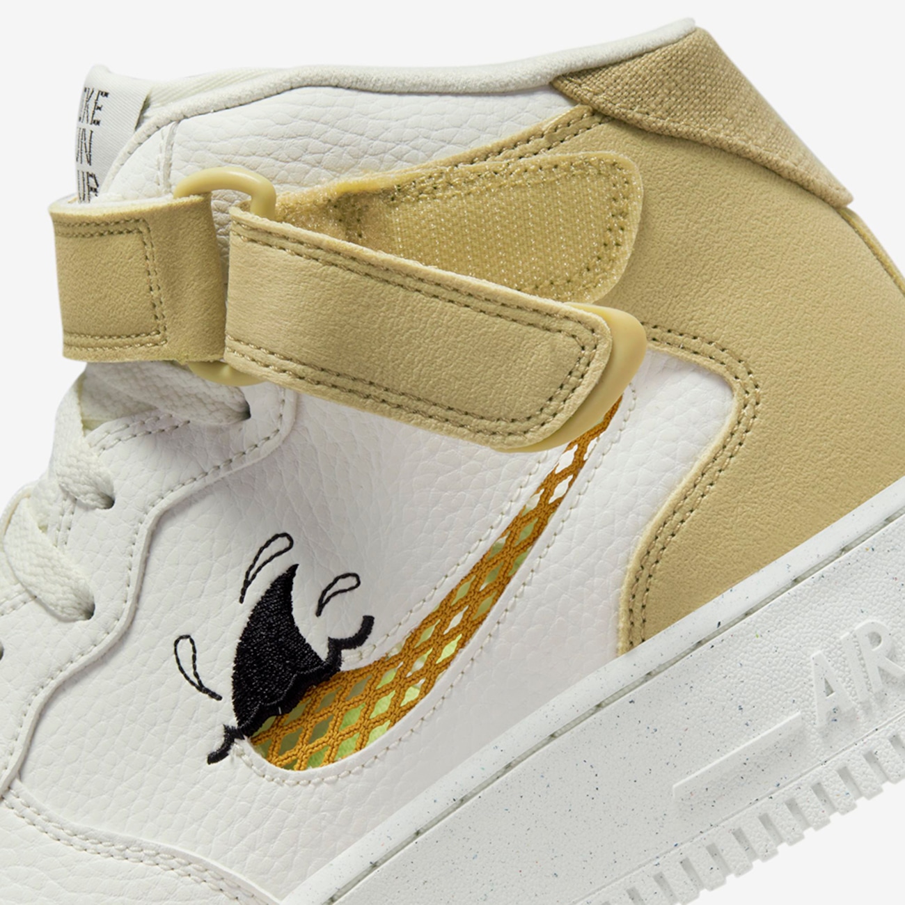 Tênis Nike Air Force 1 Mid 
