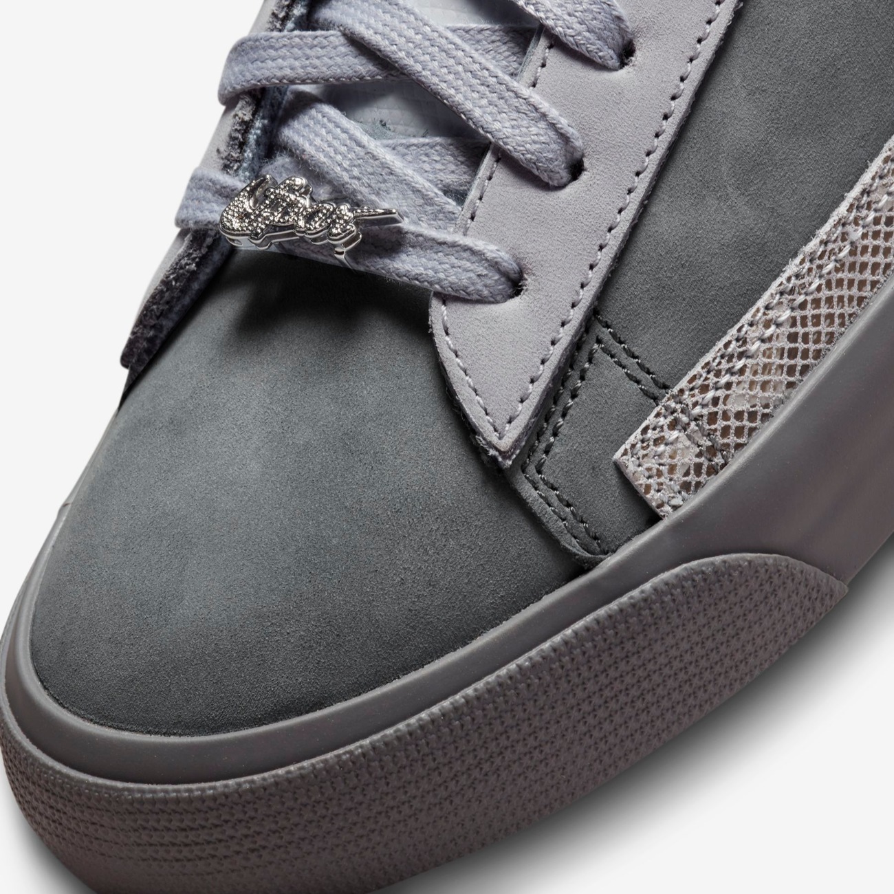 Tênis Nike SB x FPAR Zoom Blazer Low Unissex - Nike