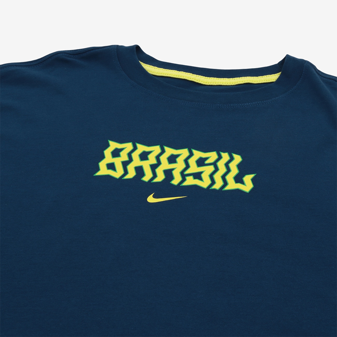 Camiseta Nike Brasil Swoosh Feminina da Nike com menor preço - Melhor  Comprar