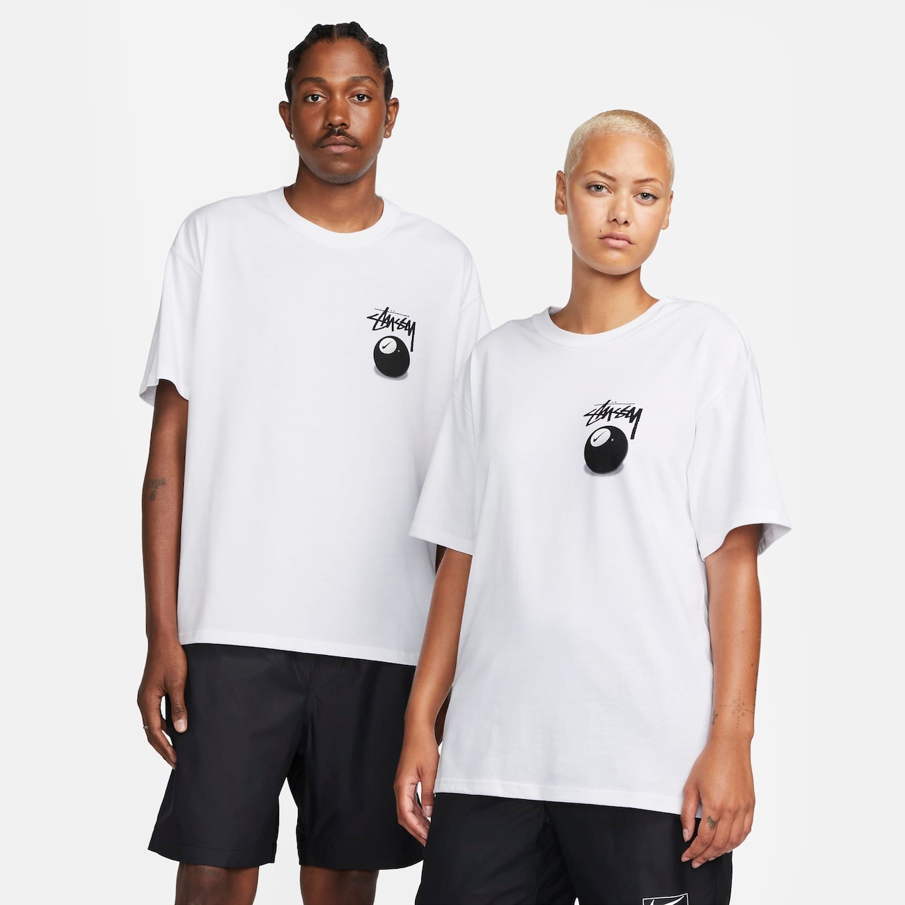 品良く着こなすため M NRG Nike - STUSSY TEE BALL 8 SS FL トップス