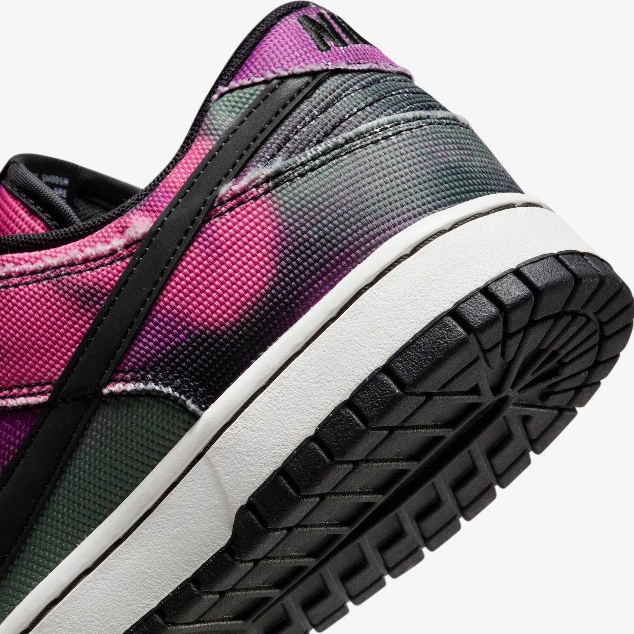 NIKE DUNK LOW RETRO PRM - Nike
