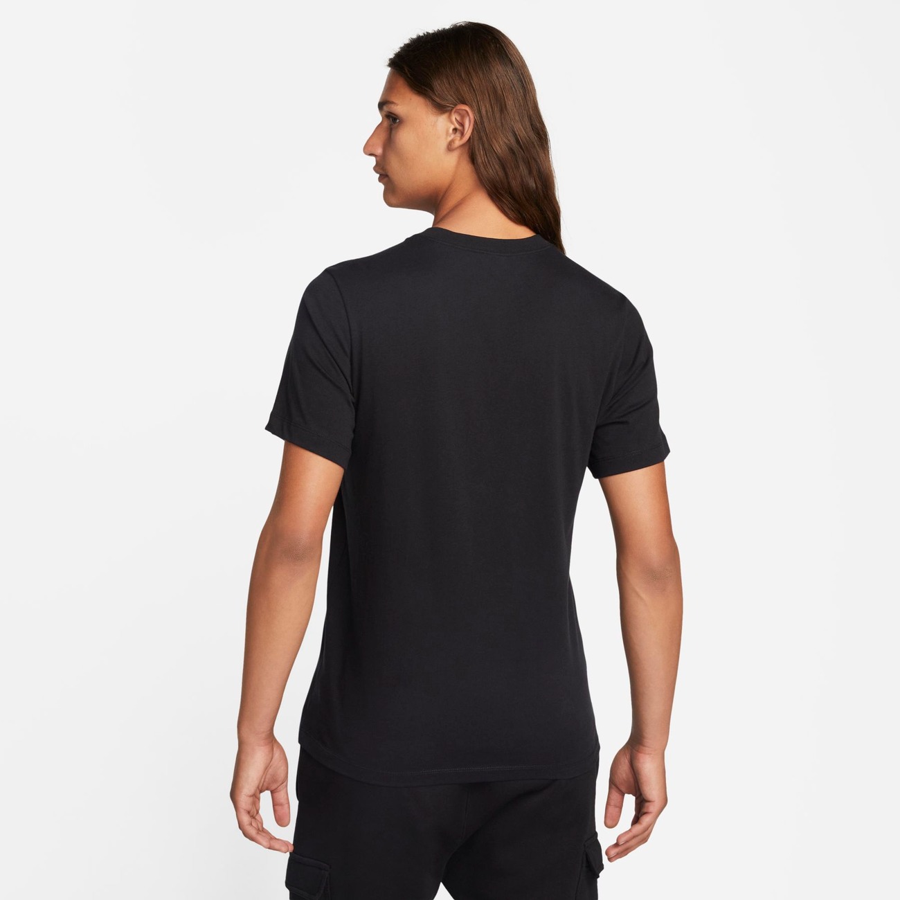 Camiseta Nike Sportswear Swoosh Preta FJ1111-010