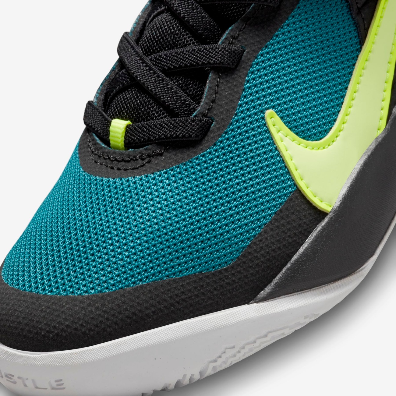 Nike team hustle flyease hot sale