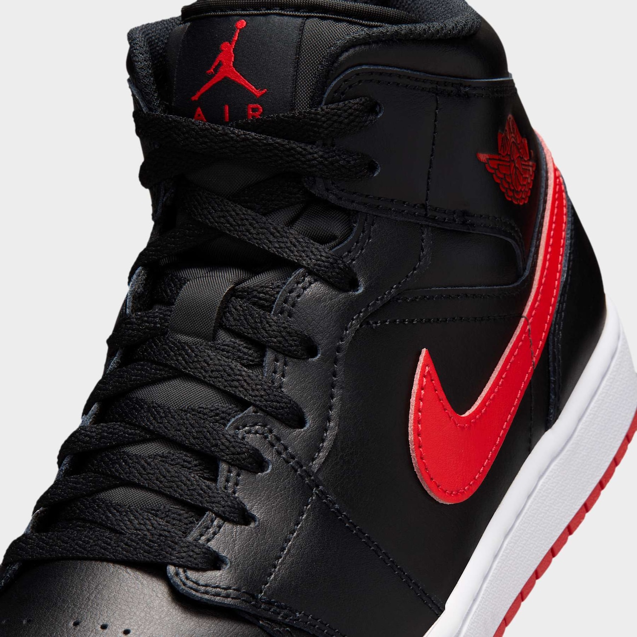 Tênis Air Jordan 1 Mid Masculino - Nike