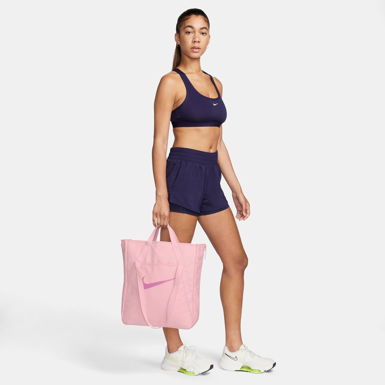 Tote nike clearance