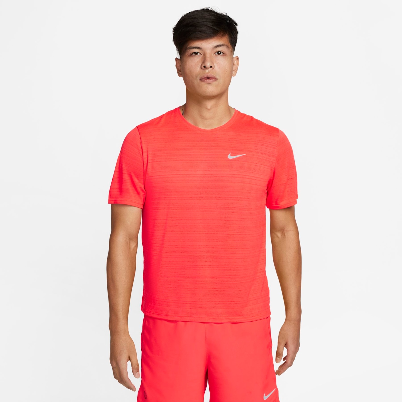 Nike store miler red