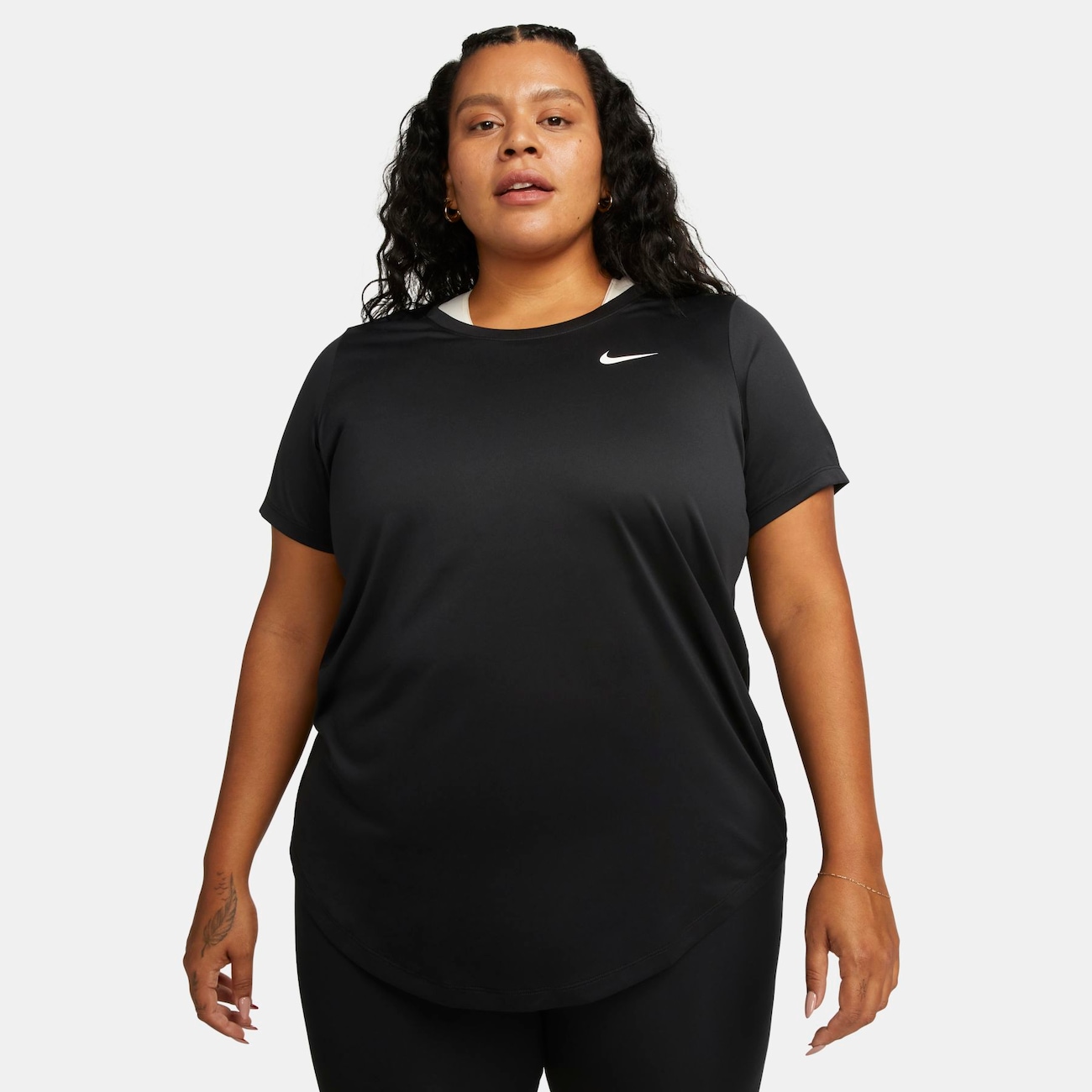 Plus Size - Camiseta Nike Dri-FIT Feminina