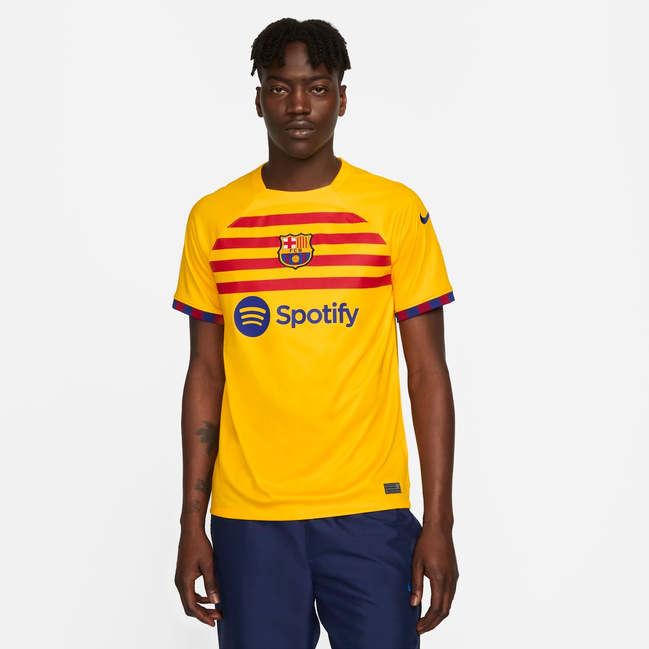 Camisa Barcelona Pré-Jogo 2023/24 Nike x Patta Torcedor Masculina