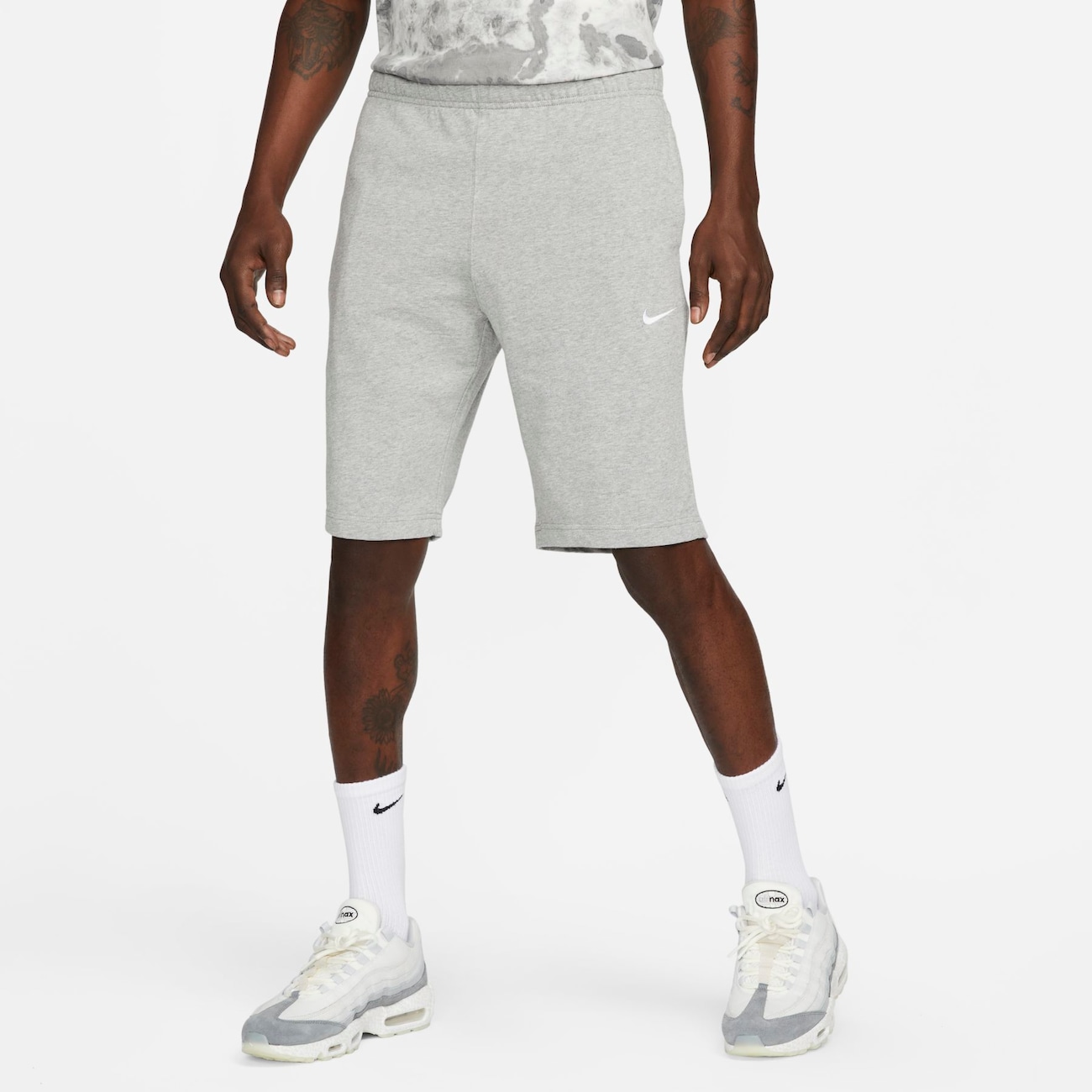 Nike standard fit store shorts