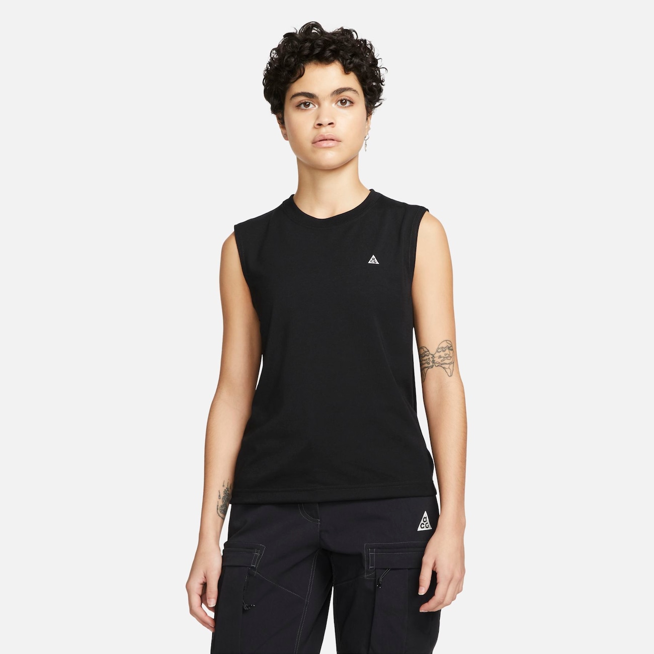 Regata Nike Yoga Dri-FIT Luxe Feminina - Escorrega o Preço