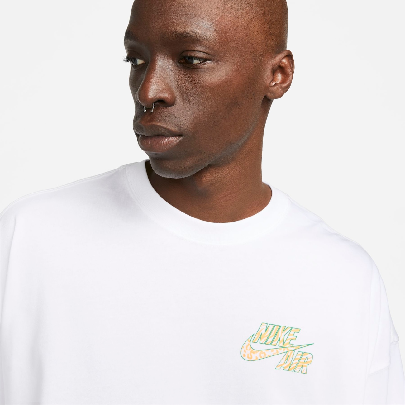 Nike swoosh cheap t shirt white