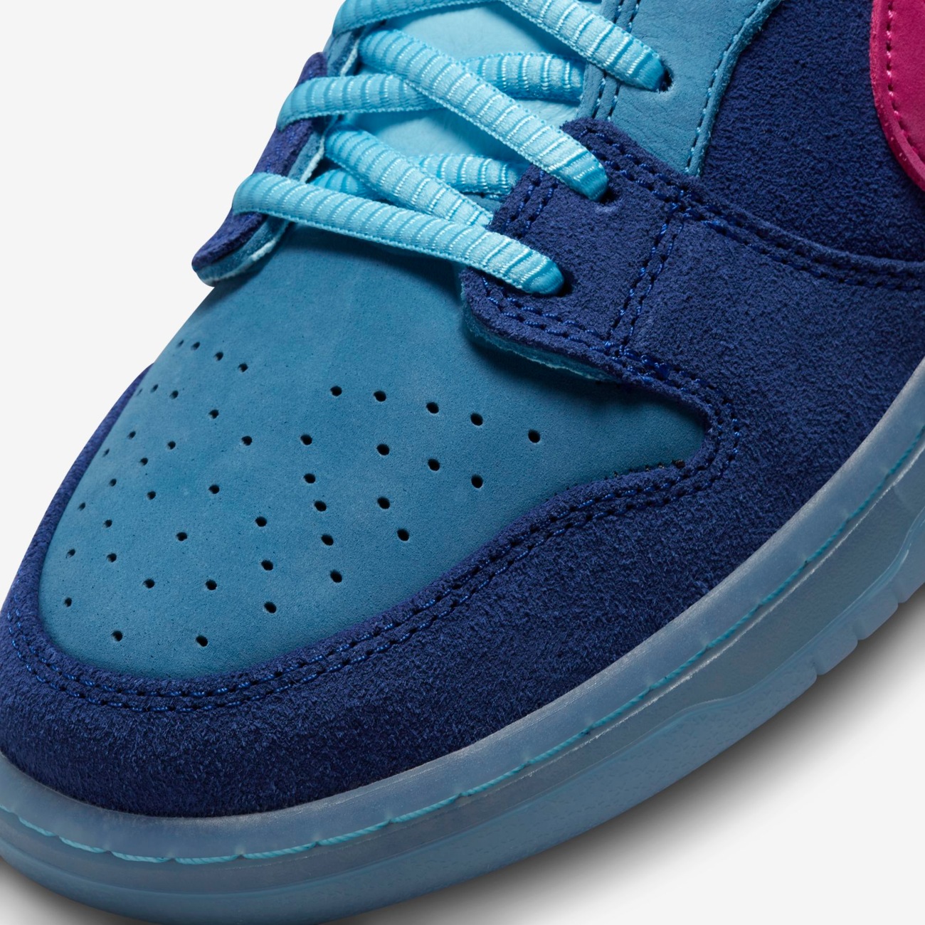 Tênis Nike SB Dunk Low Run the Jewels Run The Jewels