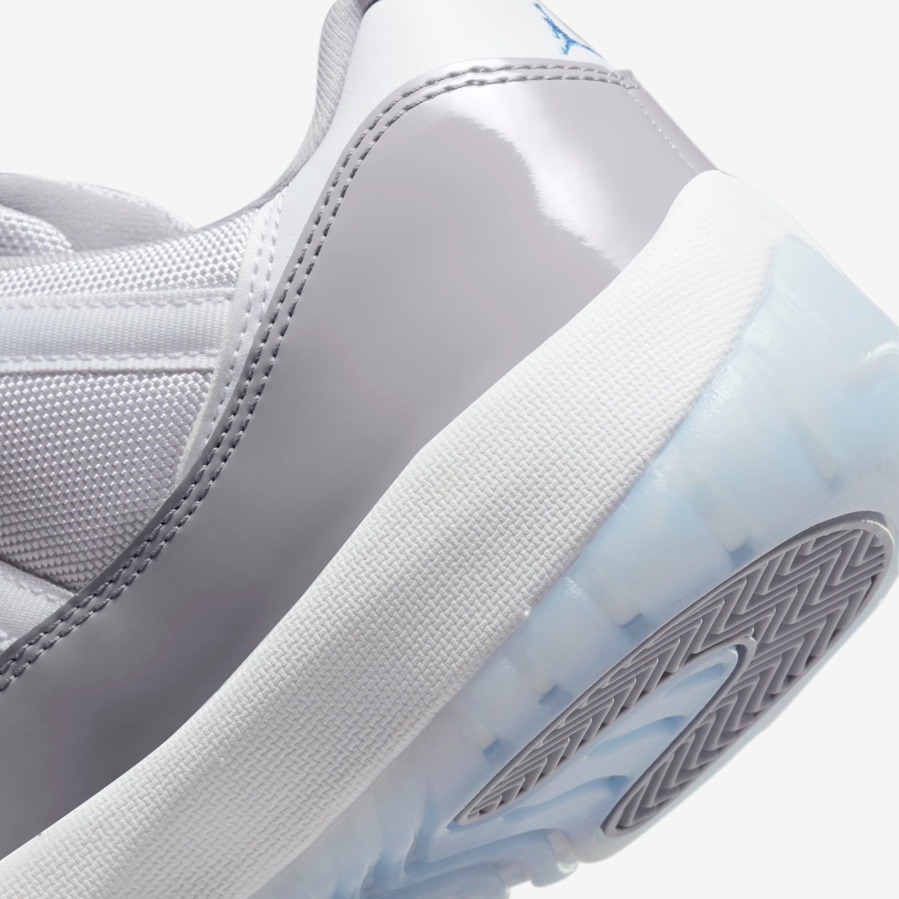 Air Jordan 11 Retro Low - Nike