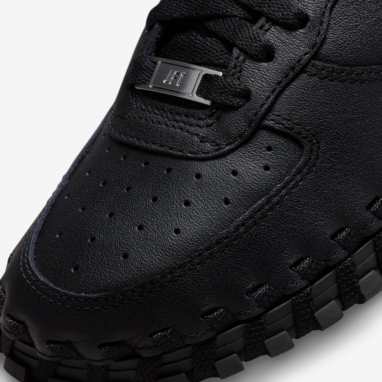 J FORCE 1 - Nike
