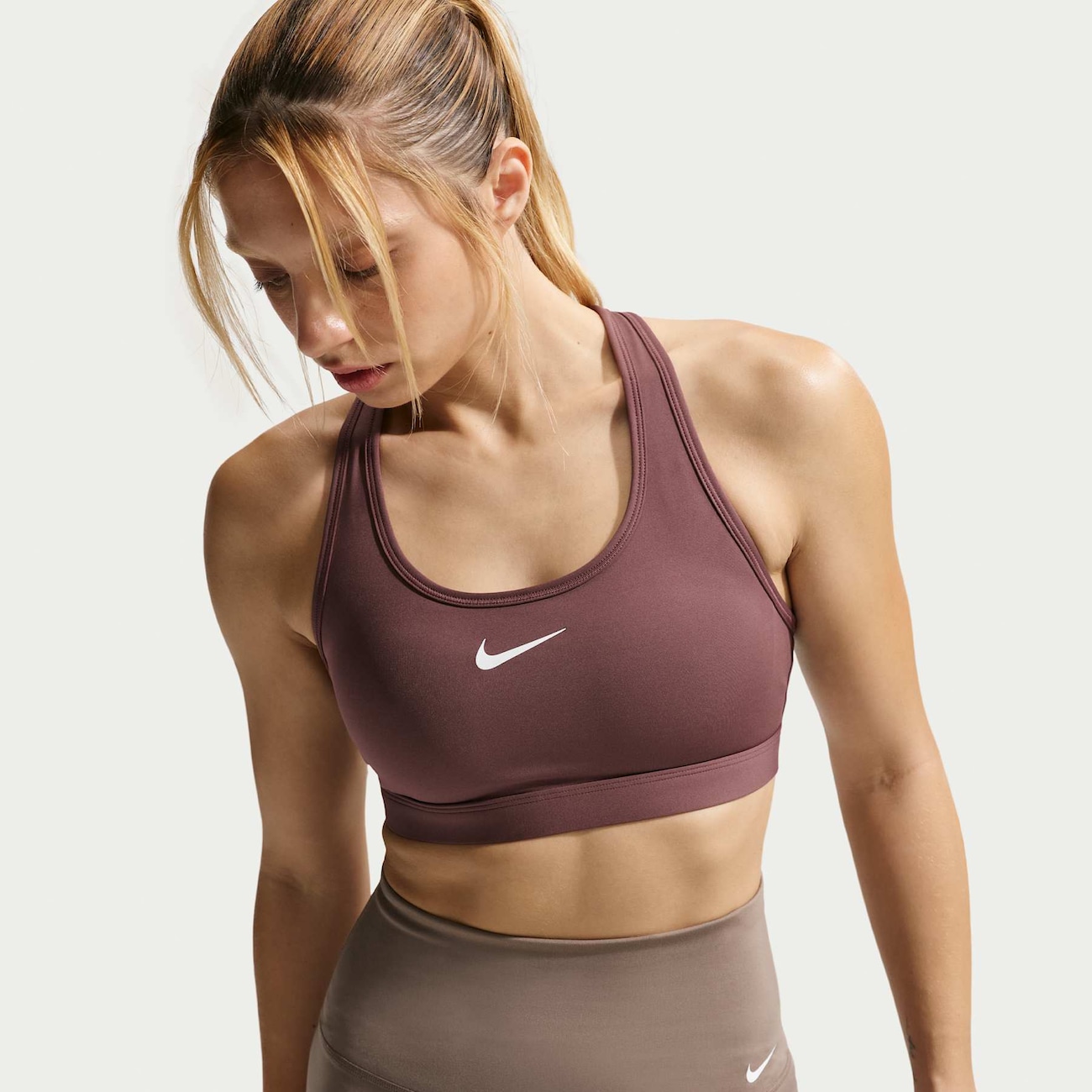 Top Nike Swoosh Feminino