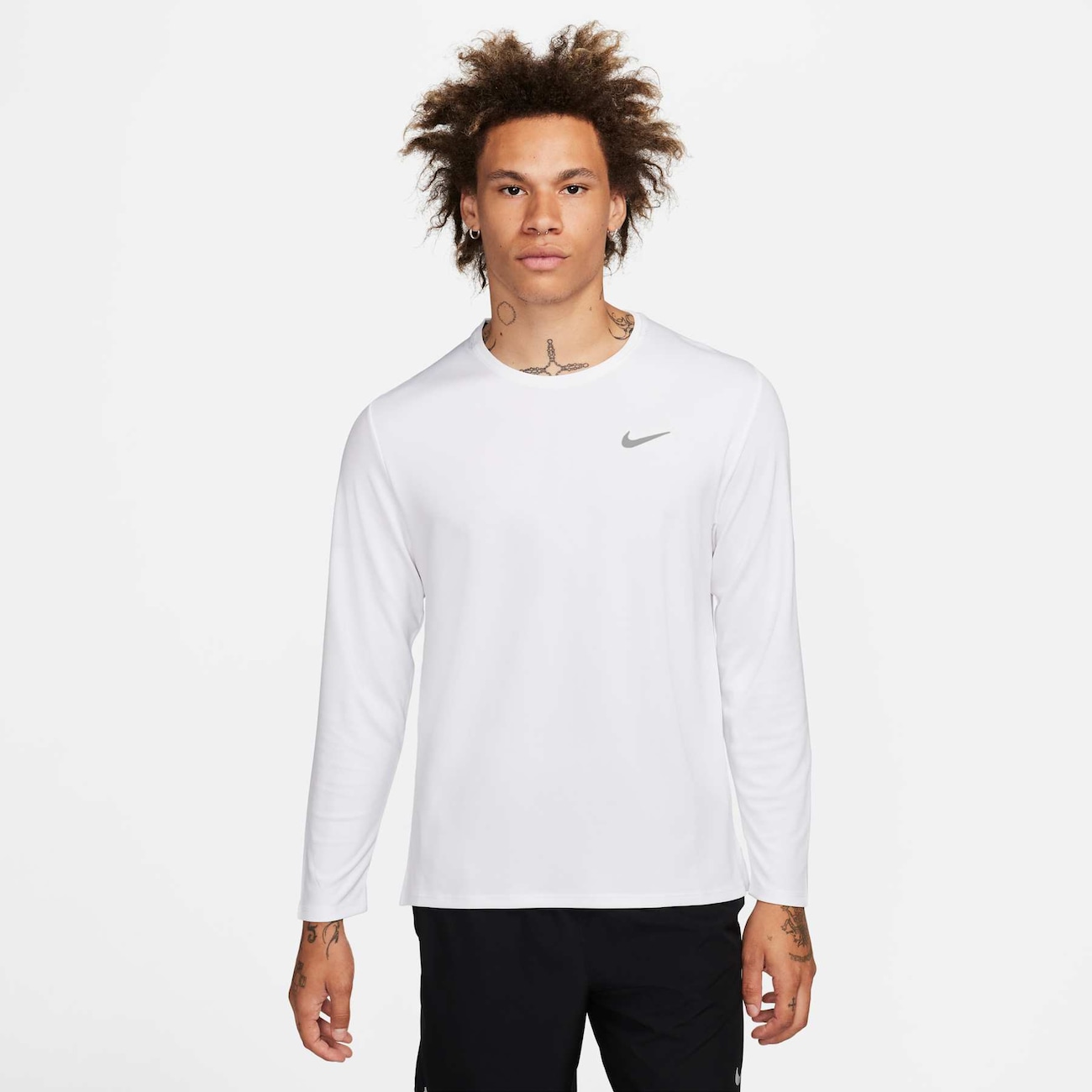 Camiseta Nike Dri-FIT UV Miler Masculina Camiseta Nike Dri-FIT UV Miler Masculina