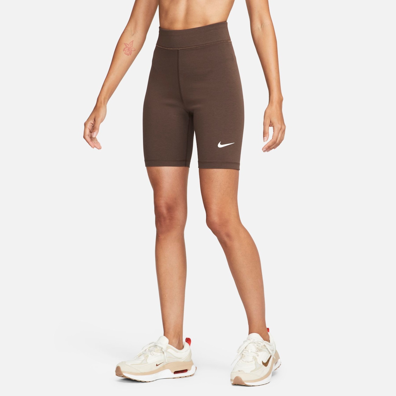 Nike Sportswear Classic bikeshorts met hoge taille voor dames (21 cm) - Bruin