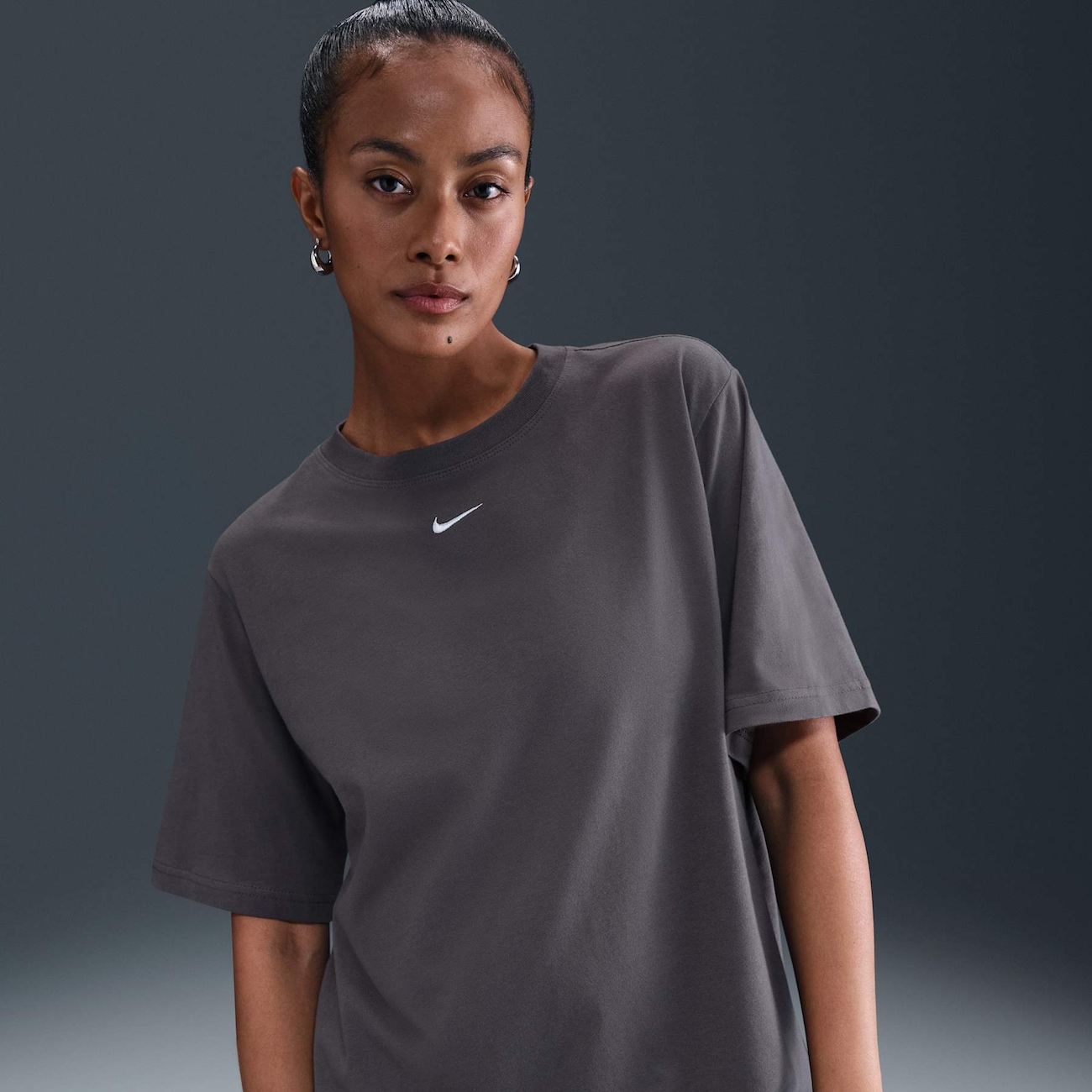 Camiseta Nike Sportswear Feminina