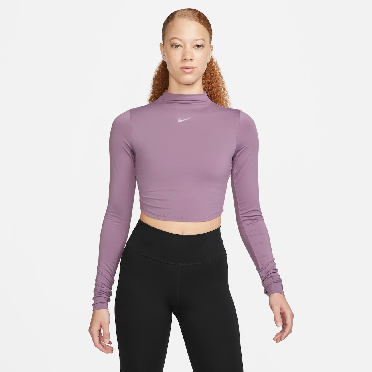 Camiseta Nike One Luxe Essential Feminina - Faz a Boa!