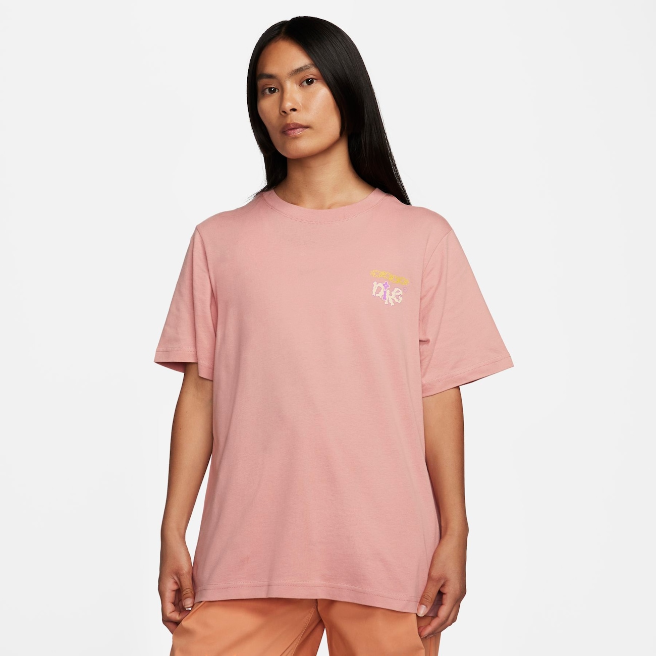 Camiseta Nike Sportswear Feminina