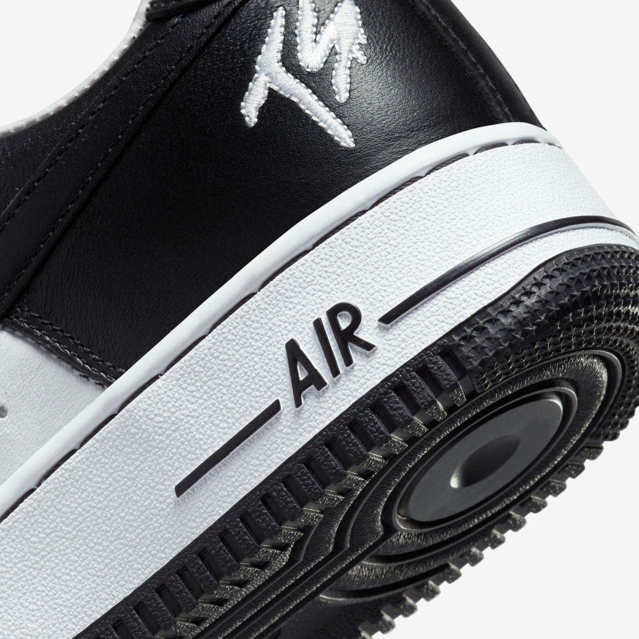 Air Force 1 x Terror Squad Blackout - Nike