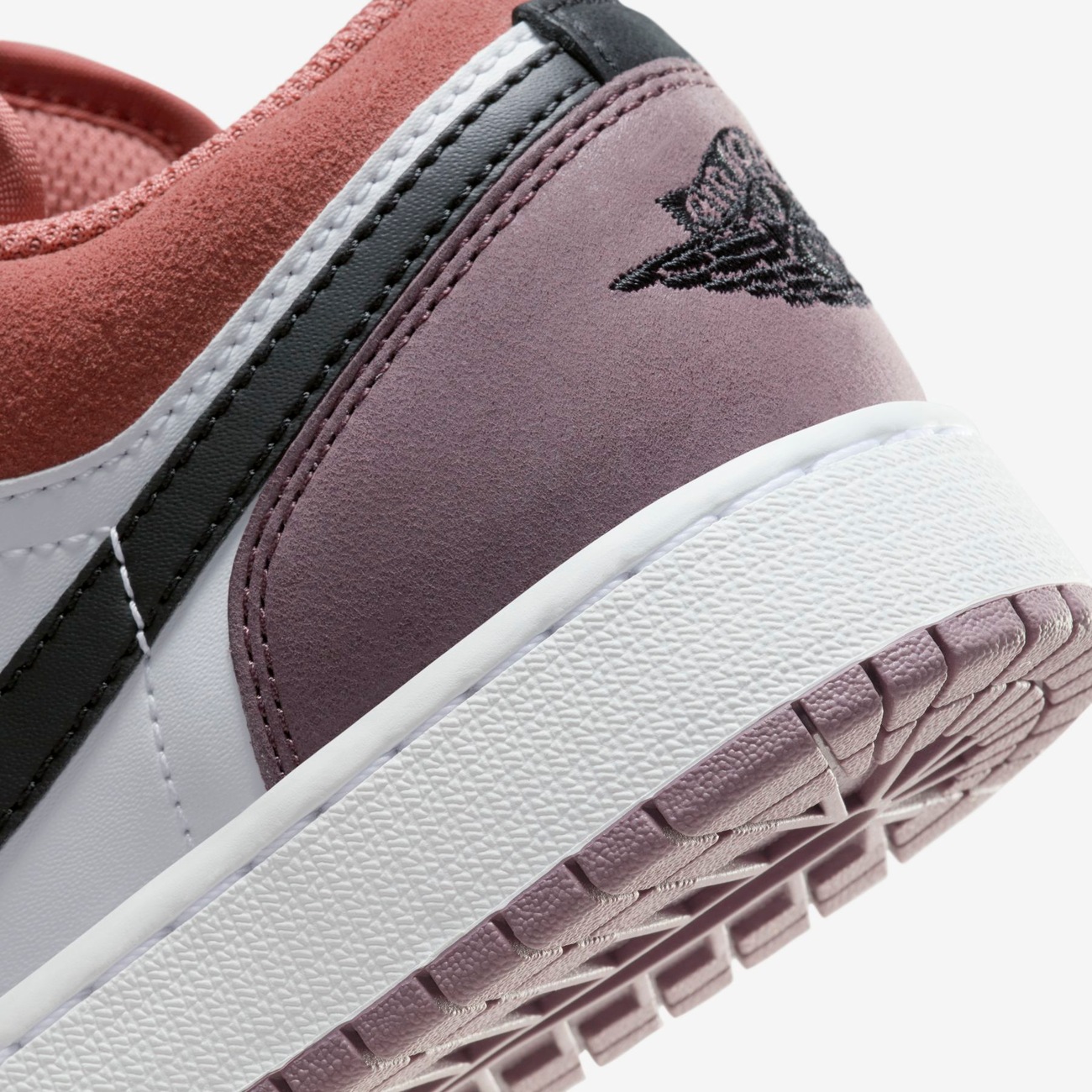 Tênis Air Jordan 1 Low SE Infantil - Nike