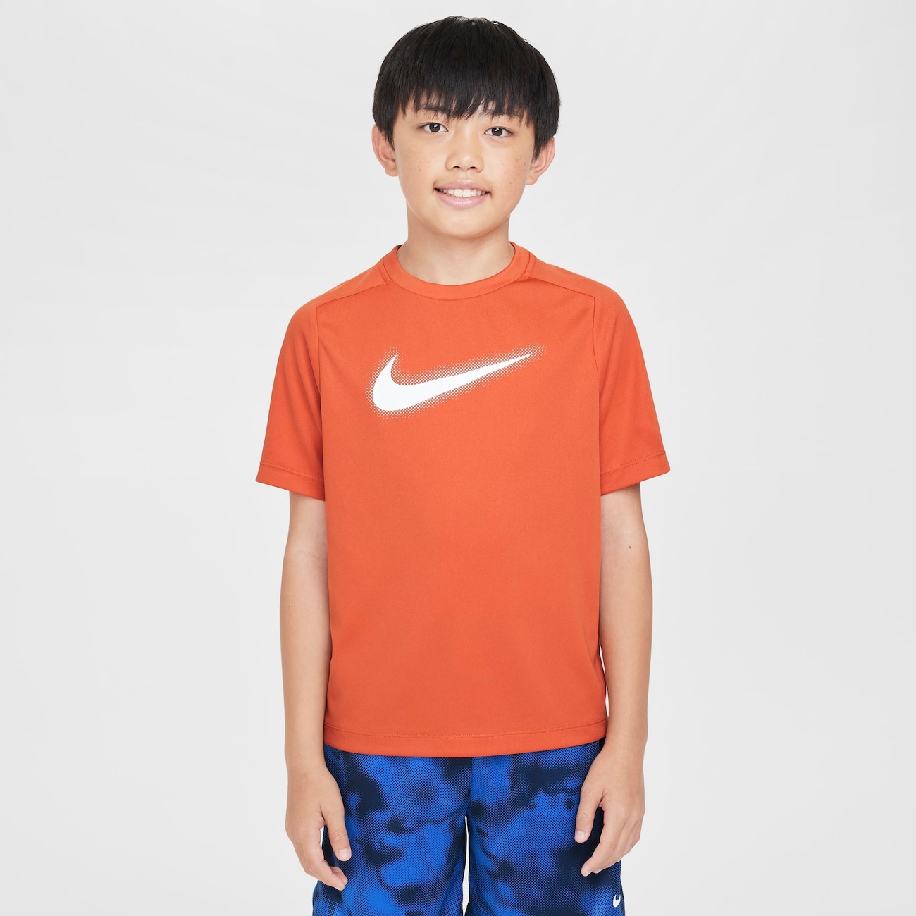 Camiseta Nike Dri-FIT Multi+ Graphic Infantil