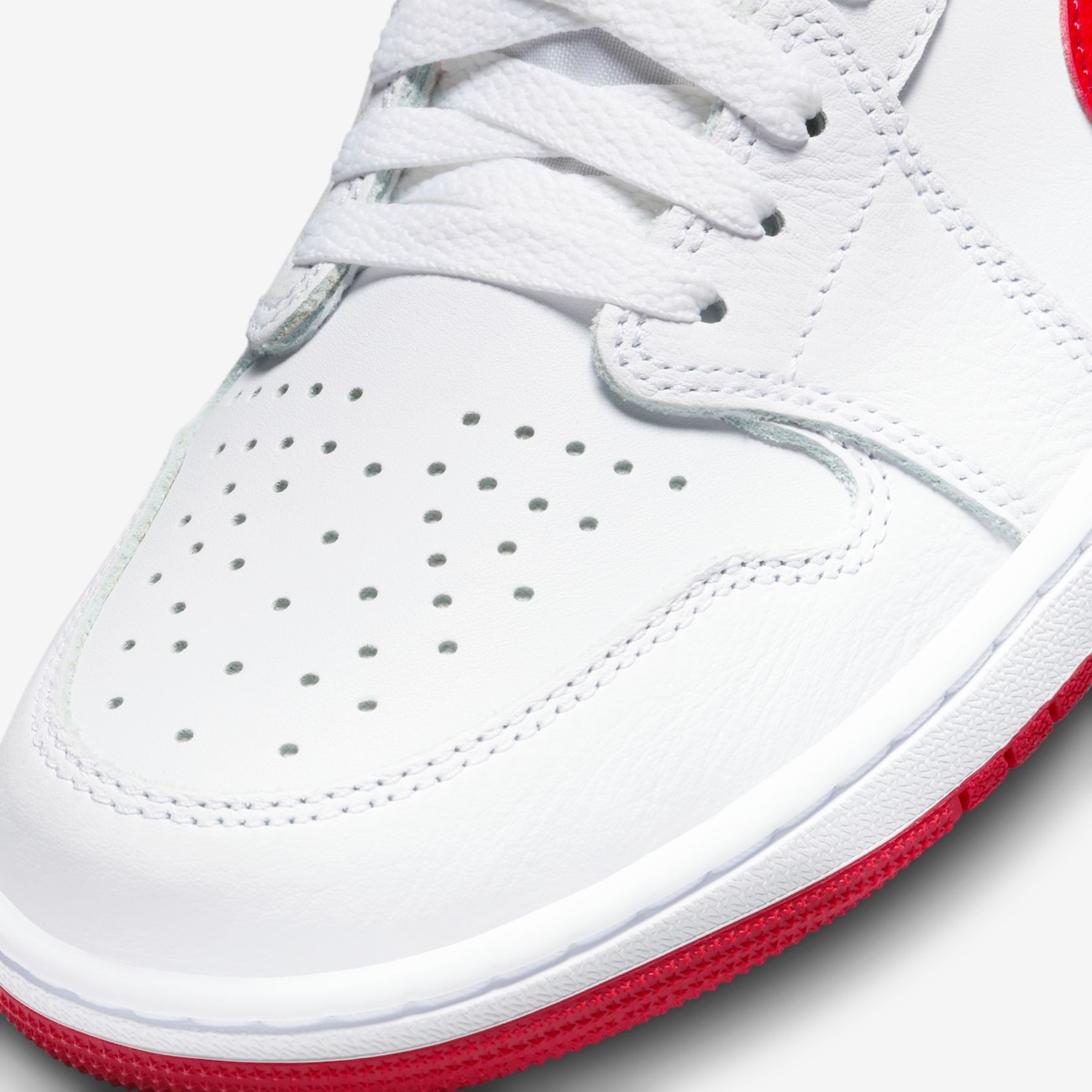 Nike air jordan low clearance red