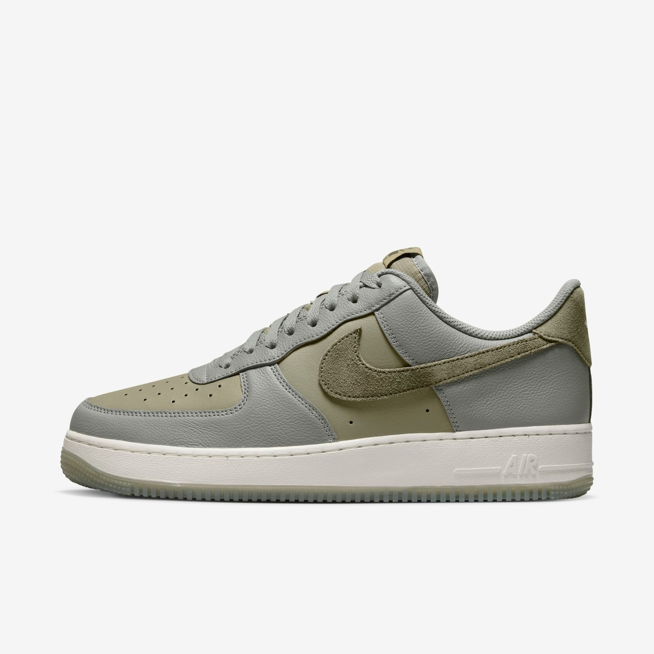 Tênis Nike Air Force 1 '07 LV8 Masculino