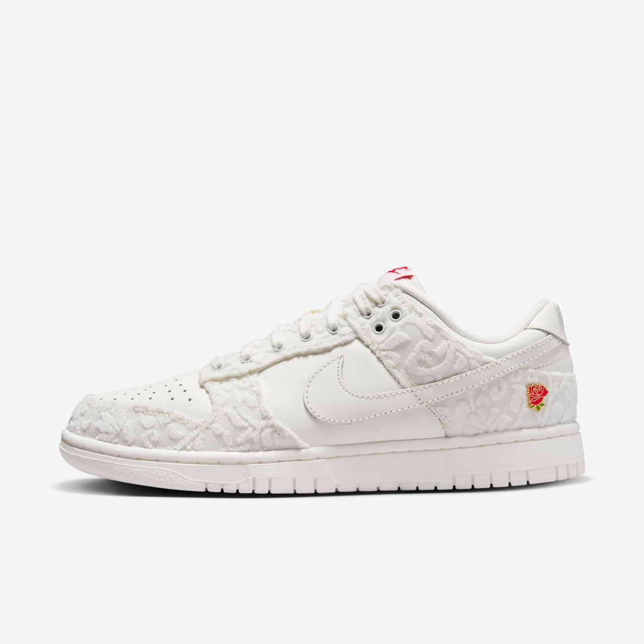 Nike women's hot sale shoes flowers