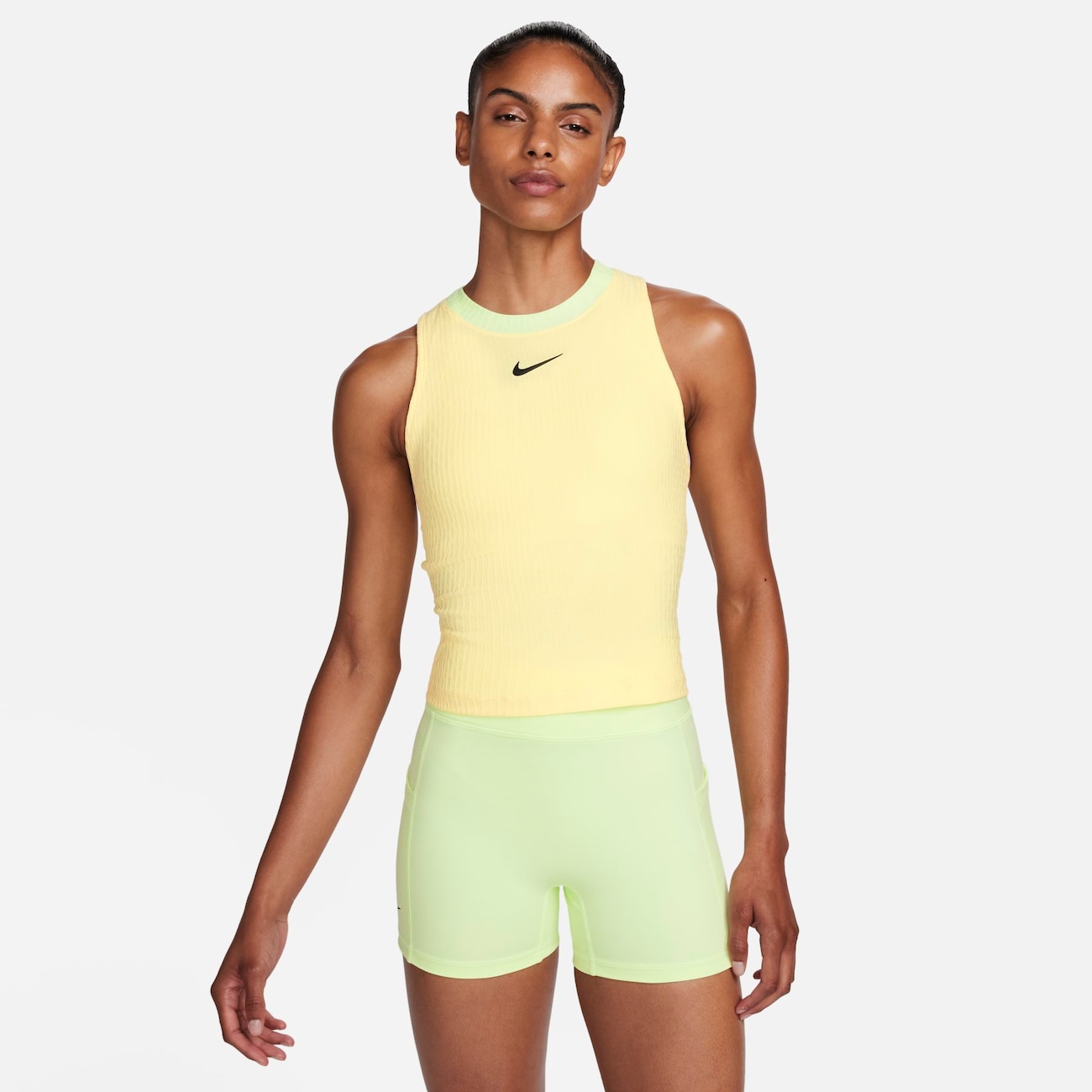 NikeCourt Slam Camiseta de tirantes de tenis Dri-FIT - Mujer - Amarillo