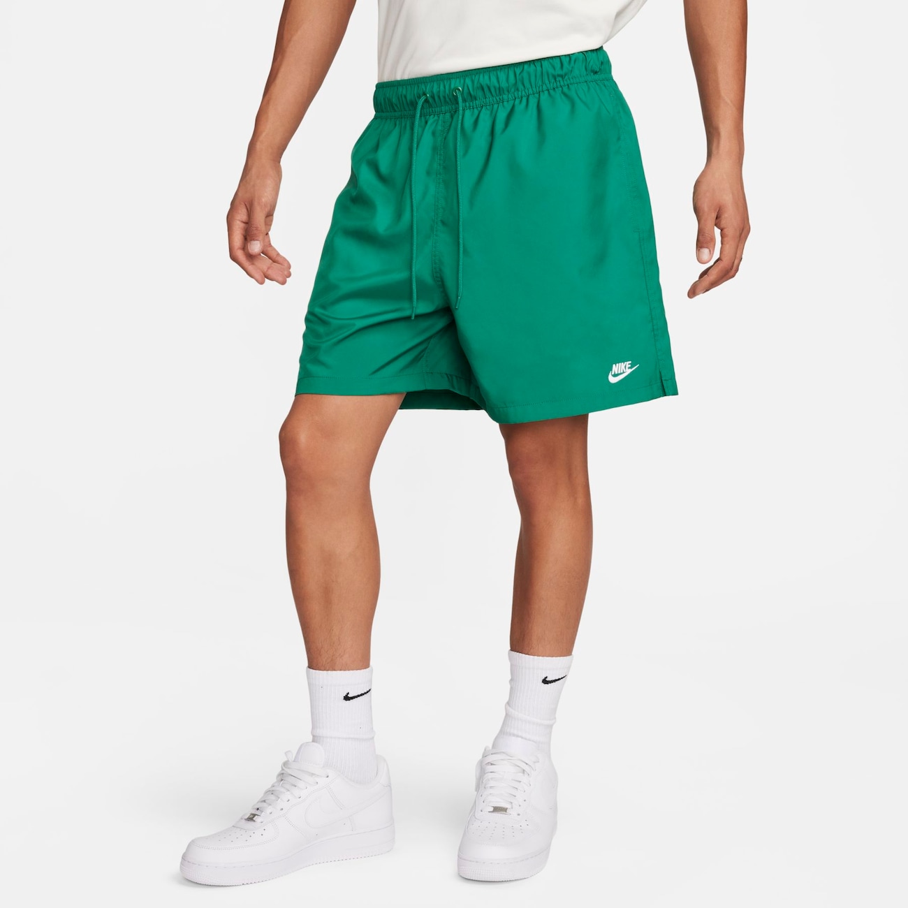 Shorts Nike Club Flow Masculino