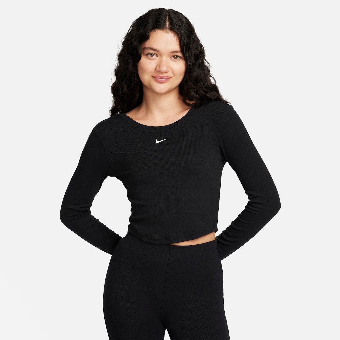 Camiseta Nike Sportswear Chill Knit Feminina