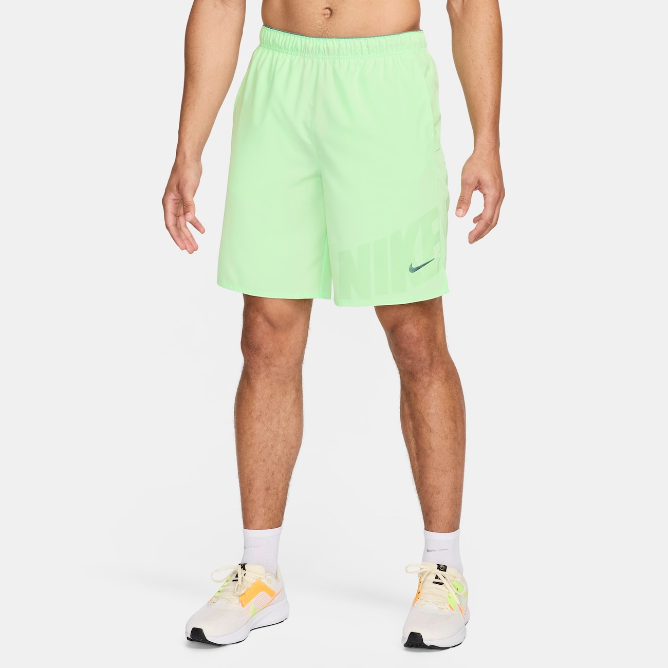 Shorts Nike Dri-FIT Challenger Masculino