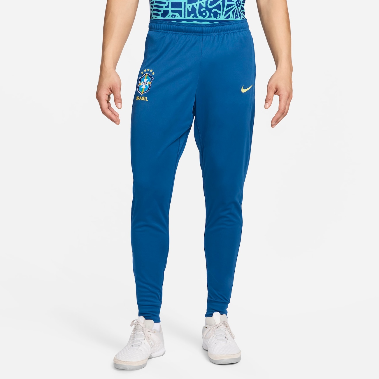 Calça Nike Brasil Treino Dri-FIT Academy Pro Masculina