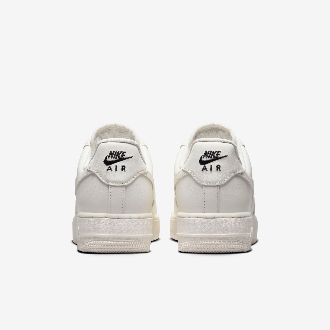 Tênis Nike Air Force 1 '07 Essential Feminino - Nike