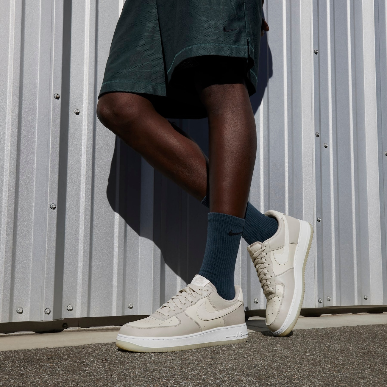 Tênis Nike Air Force 1 '07 LV8 Masculino - Nike Tênis Nike Air Force 1 '07 LV8 Masculino - Nike