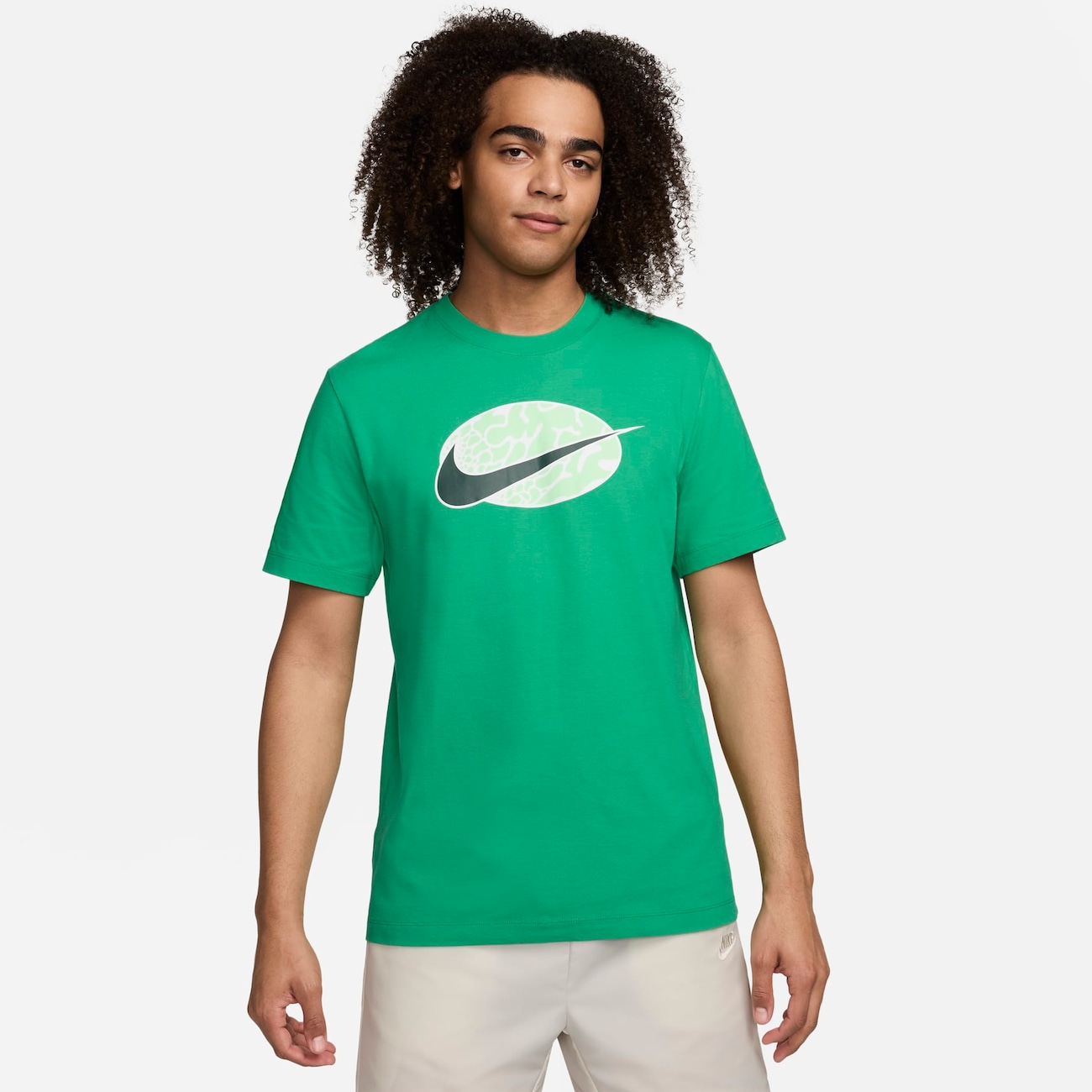 Camiseta Nike Sportswear Swoosh Masculina