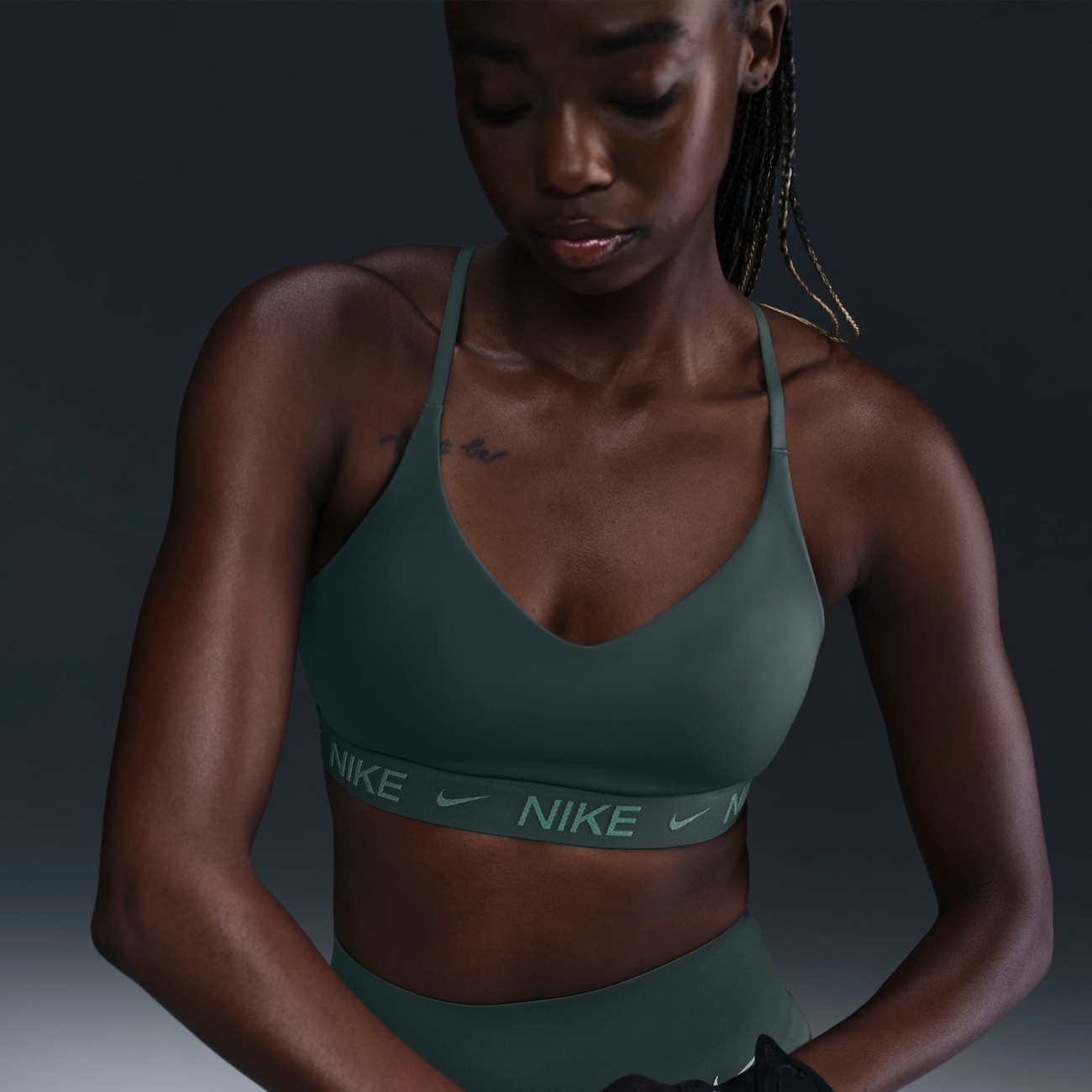 Top Nike Indy Feminino