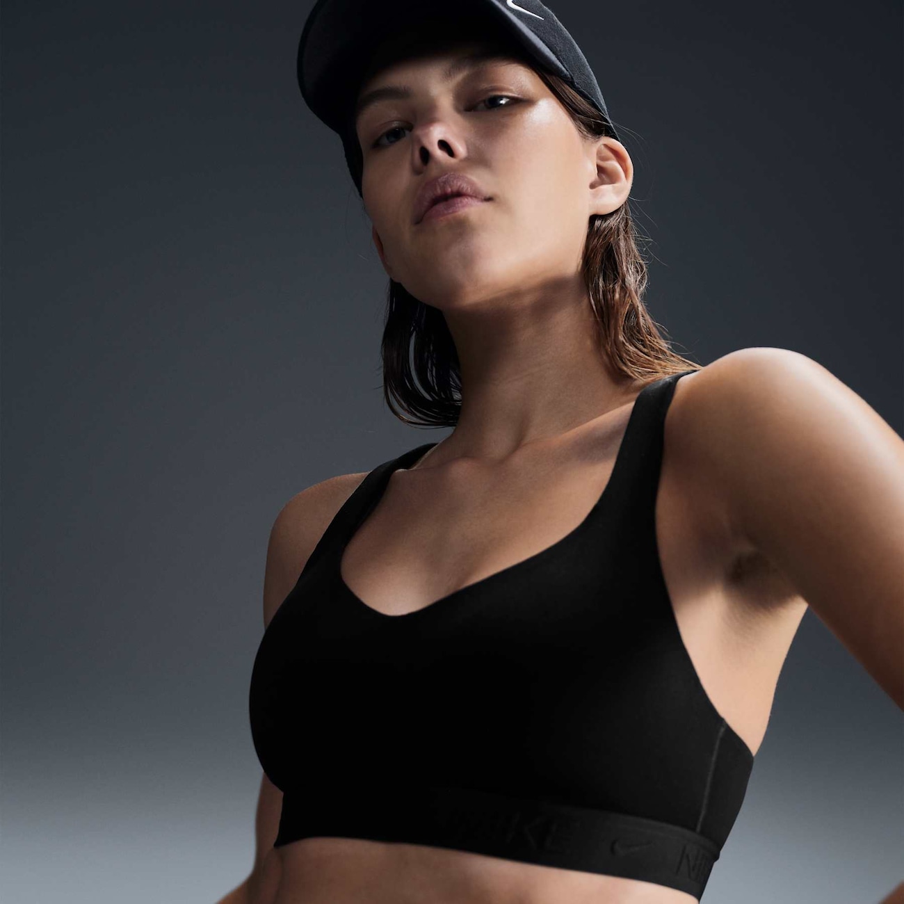 Top Nike Indy Feminino