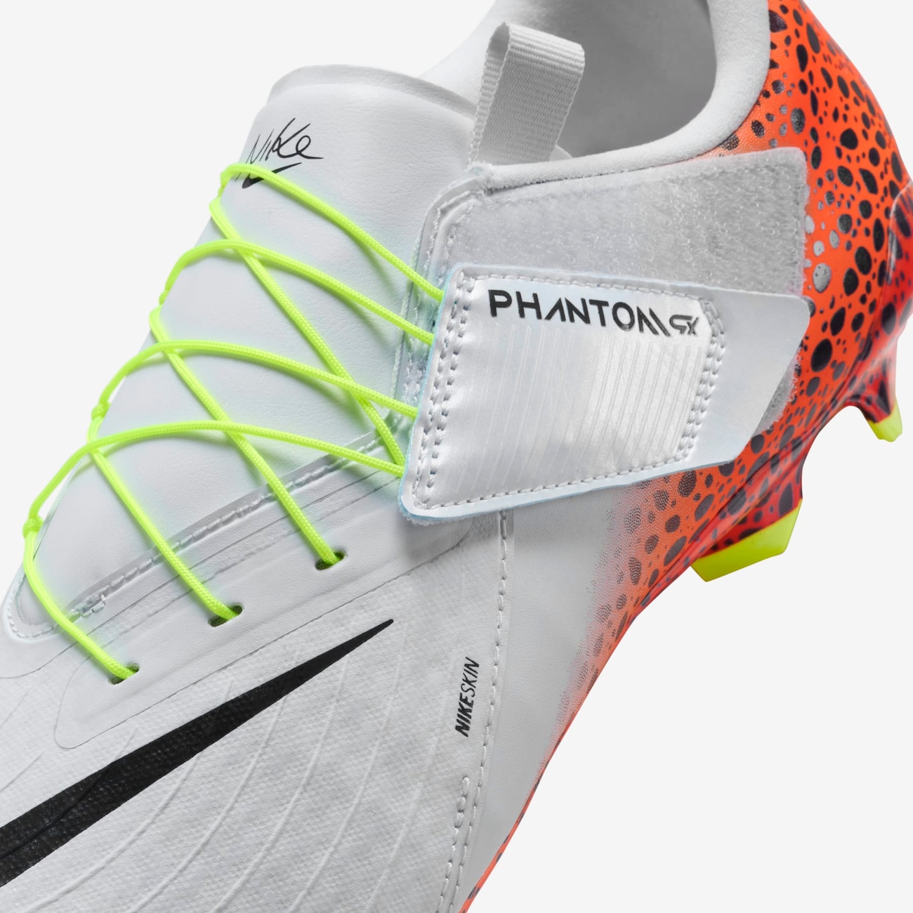 Chuteira Nike Phantom GX II Academy Campo Electric - Nike