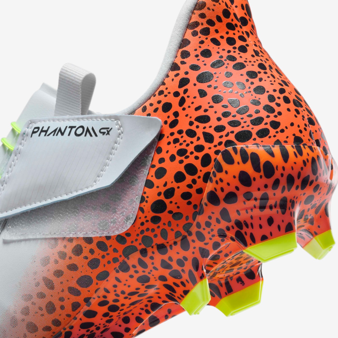 Chuteira Nike Phantom GX II Academy Campo Electric - Nike