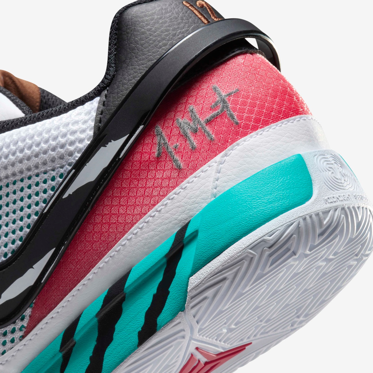 Tênis Nike JA 1 Scratch Masculino - Nike