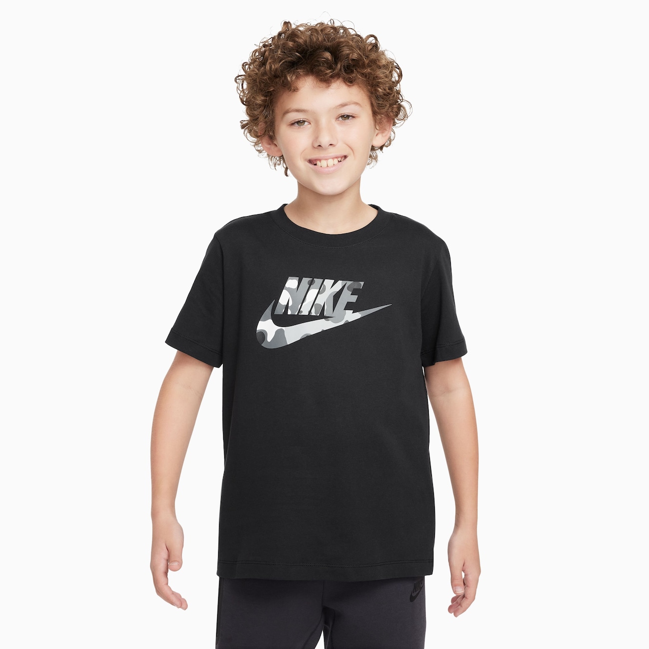 Camiseta Nike Sportswear Club Infantil